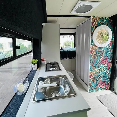 On Road- Feel Freedom With Campervan! Campingplatz *